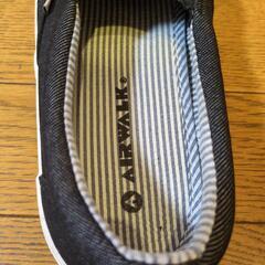 急募！AIRWALK スニーカー　サイズL　足を入れてみた程度の画像