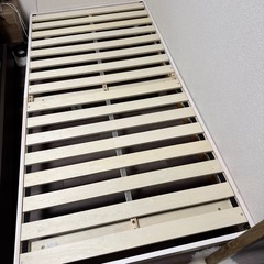 今日、家まで取りにきてくれる方（夜ぐらい）ニトリ　シングルすのこベッド