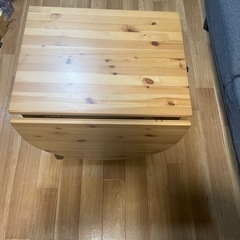 木目調折りたたみテーブル の画像