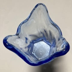 ガラス　花瓶　花卉の画像