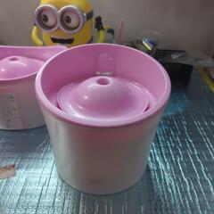 🐾お話中🐾　ペット水飲み器　中古　2個セットの画像