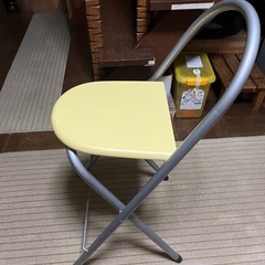 引き渡し希望　折りたたみ　カウンターイス　チェアの画像