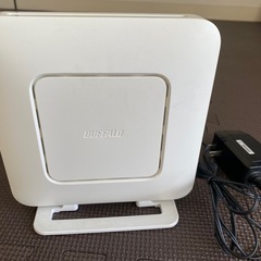 バッファロー　BUFFALO　無線LANwi-hiルーター美品！...
