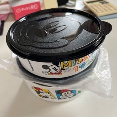 新品　タッパーウエア　ミッキーボール2個セット