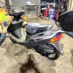 通勤通学などに！ スズキ ヴェクスター 125 SUZUKI VECSTAR 125 スクーター 原付二種 CF42A 2人乗りの画像