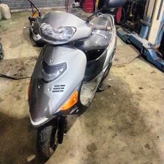 通勤通学などに！ スズキ ヴェクスター 125 SUZUKI VECSTAR 125 スクーター 原付二種 CF42A 2人乗りの画像