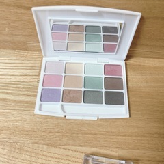 ヘアケア　化粧品の画像