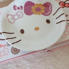 新品未使用　ミスド✕キティー　カレー皿　４枚の画像