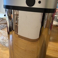 自動開閉ゴミ箱の画像