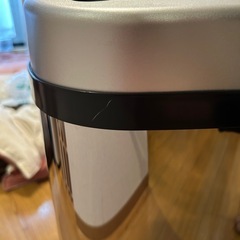 自動開閉ゴミ箱の画像