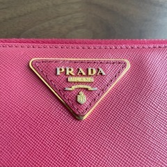PRADA 財布の画像