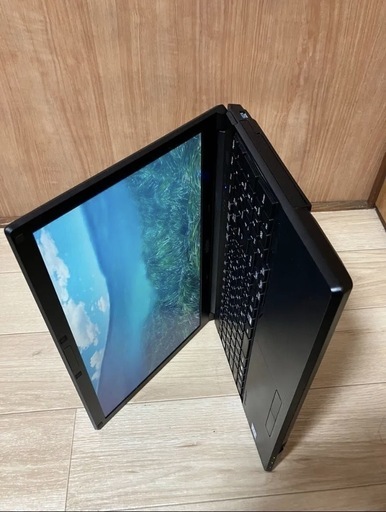 初心者向けLIFEBOOK A577/TW  高性能 第7世代Core i3搭載SSD搭載で高速動作