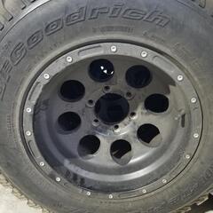 ８本+１本。285/75r16と275/70r16