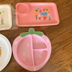 子供用プレートの画像