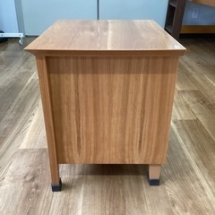 ナイトテーブル（ボーコンセプト）【町田市再生家具】243495
