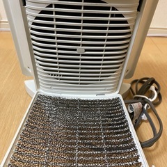 　【中古】デロンギ DCH7032J ファンヒーターの画像