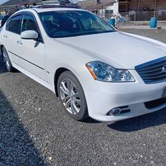 【車検取得しました！令和9年3月まで☆49万5000円】平成20年　日産　フーガ　白　2WD　走行距離68,000㎞ 　サンルーフ　ETC　バックカメラ　の画像