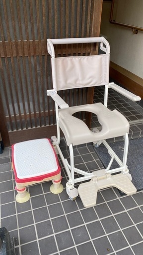 キャスター付きシャワーチェア＆浴槽台セット
