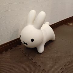 miffy　ボンボンラビット　美品　(ミニ)