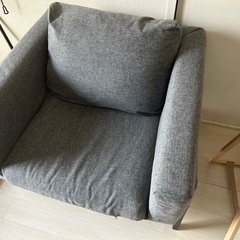 IKEA一人がけソファの画像