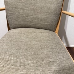 傷・汚れに強いファブリック ダイニングチェア(Nコレクション C-27肘付き NA/NSF-BE)の画像