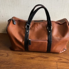 ボストンバッグの画像