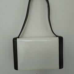 Pinky＆Dianeのフォーマルバッグの画像