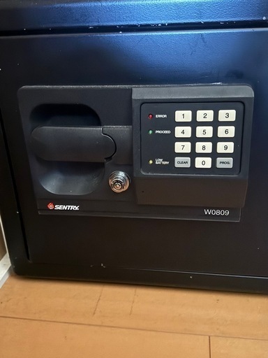 ⭐️セントリー　金庫　　ビンテージ❗️