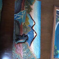 木彫りの熊の絵の画像