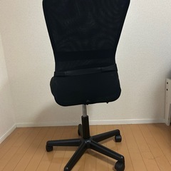 オフィスチェアの画像