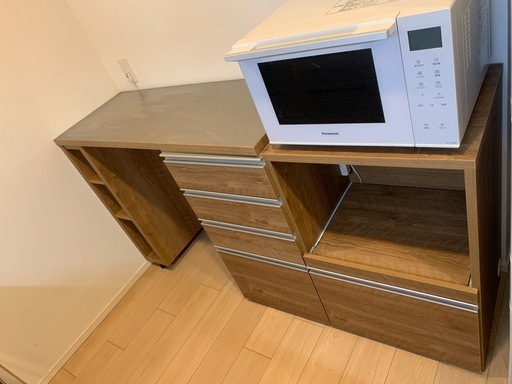 キッチン収納 食器棚 カップボード キッチンストッカー 食品ストッカー 幅調節可能　スライド伸長式カウンター幅119～182cm