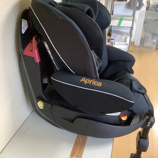 Aprica     アップリカ　　チャイルドシート