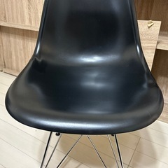 イームス風チェアの画像