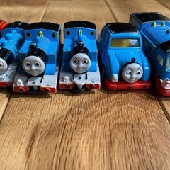 中古 傷汚れ 塗装剥がれあり トーマス トミカ セットの画像