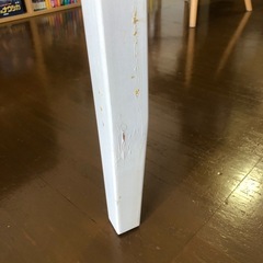 IKEA木製テーブルの画像
