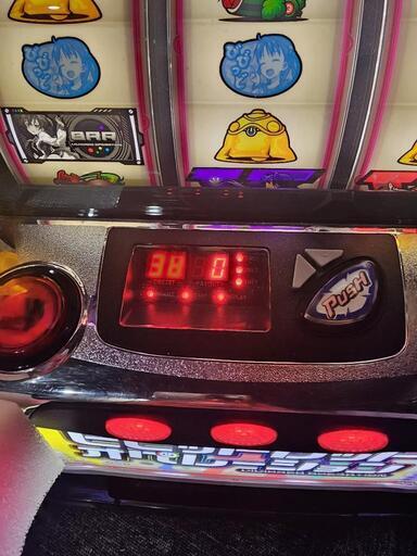 キー役物正常!!　セグ一部欠け　パチスロビビッドレッドオペレーション セグ一部欠け キー動作正常!!パチスロビビッドレッド