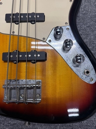 Squier by Fender jazz bass スクワイヤー ジャズベース