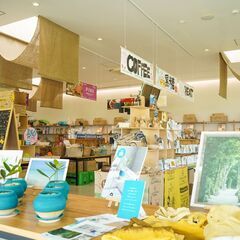 25年4⽉リニューアル！食と緑の複合施設！総務事務スタッフ（平日勤務）の画像