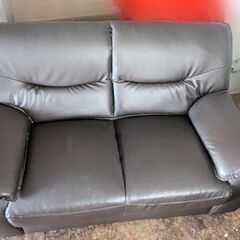 メーカー不明 ◆2人掛けソファ◆ レザー 革 ダークブラウン  リビング家具の画像