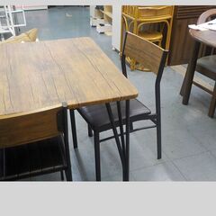 ID598911　食卓3点セット　シール痕ありの画像