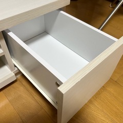 テレビ台の画像