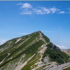 長野県の唐松岳でヘアメイクできる方（ヘアだけでも）登山ウエディング