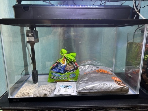 【取引中 】60cm水槽セット（9点セット）