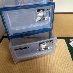 収納ボックス中古×2個の画像