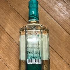 SUI　SUNTORY  GIN
の画像