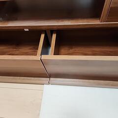 伸縮　テレビボードの画像