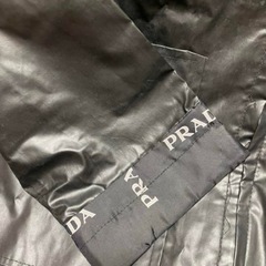 PRADA ジャケットの画像