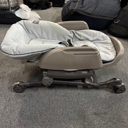 コンビ ハイローチェア ネムリラ ベビーステーション アカチャンホンポ