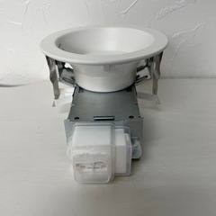 f●■【新品未使用】パナソニック 高気密SB形LEDダウンライト φ100 拡散 温白色【LGD3100VLE1】１個1000円/在庫数４個の画像