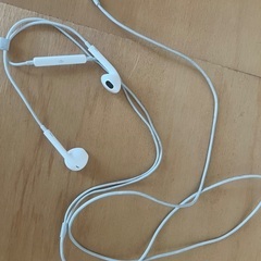 iPhoneの旧タイプのイヤホン